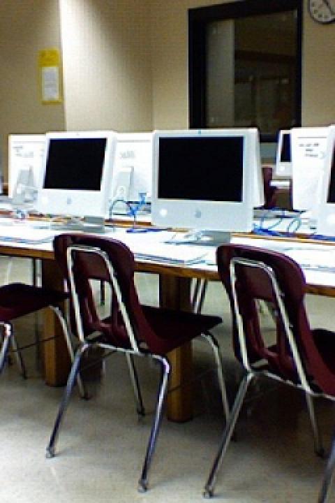1419115048_b32dbda02f_z.jpg