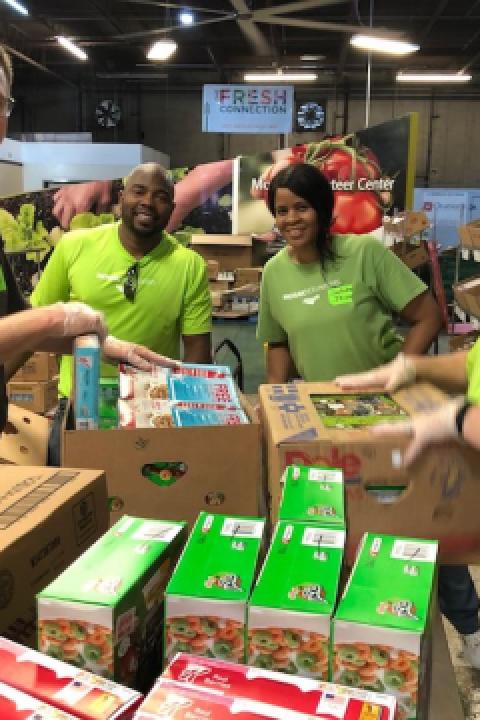 2018-03-28-Feeding-Tampa-Bay-Volunteer-6.jpg