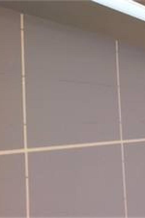 Backsheet-Crack-2-Photo.jpg