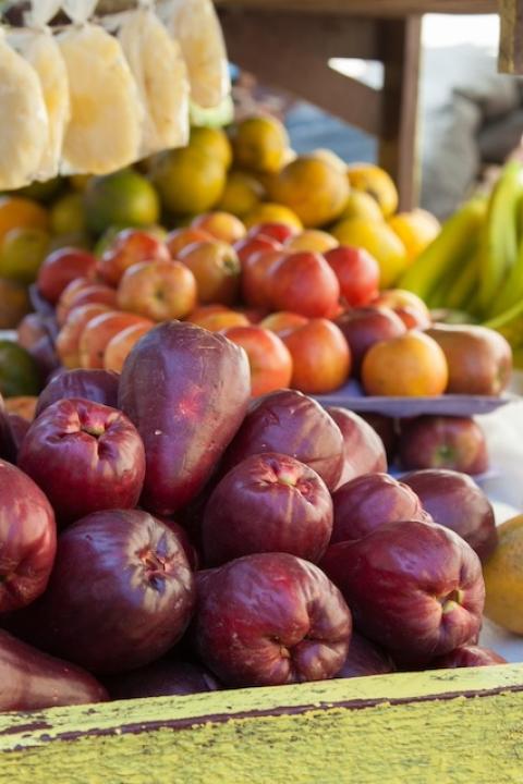 Local fruit for sale on a table in Jamaica — Ital