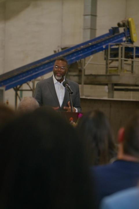 chicago Mayor Brandon Johnson speaks at the opening of the Green Era anaerobic digester in chicago which will process food waste into biogas and compost