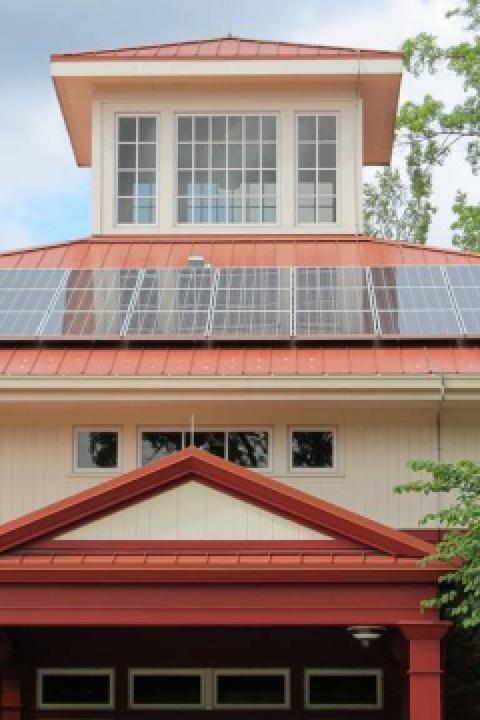 solar-panel-array-1794503_1920.jpg
