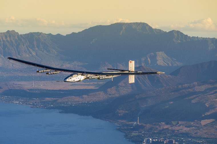 2016_03_27_Maintenance_flight_Hawaii_Solar_Impulse_2_Revillard_08_thumb.jpg