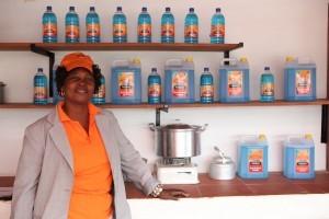 5-sales-woman-at-ndzilo-store-maputo-mozambique-300x200.jpg