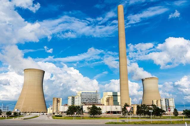 A-coal-fired-power-plant-in-Indiana.jpg