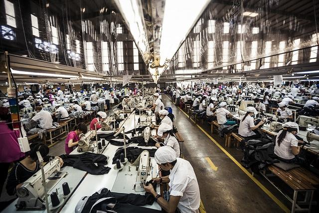 A-garment-factory-in-Vietnam.jpg