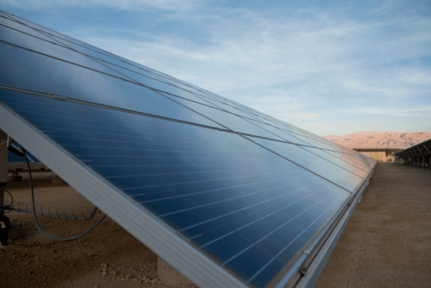 A-solar-installation-in-the-Negev-Desert.png