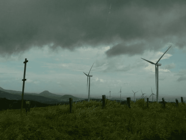 A-storms-approaching-not-that-it-matters-to-this-wind-farm.png