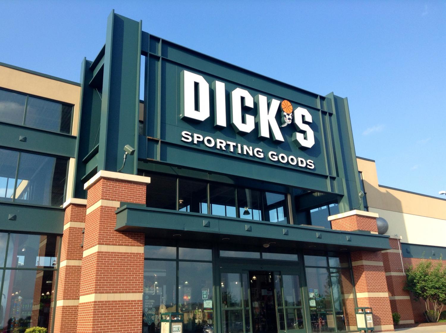 Why is the stock price of Dick's Sporting Goods trending up, even as sales have slightly declined? The retailer's decision to remove guns from more stores offers a few clues.