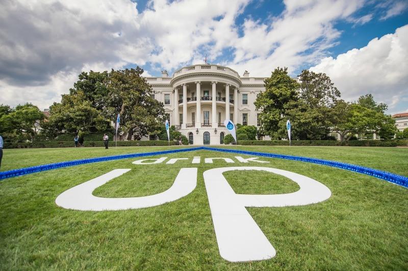 Drink-Up-White-House-DVS-9075v2.jpg