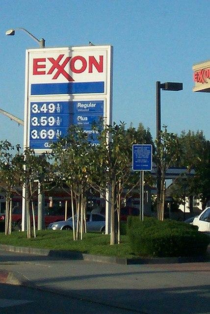 Exxon-Gas-Station_-T-N-Jones.jpg