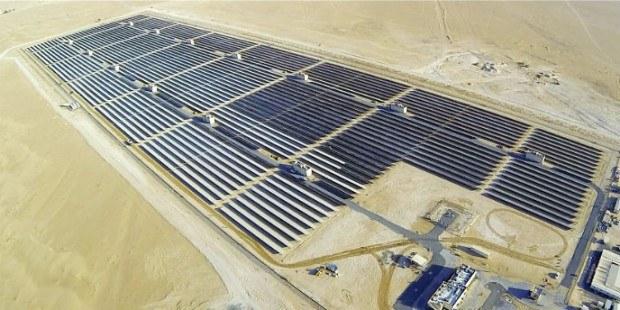 FS-Phase-1-Mohammed-bin-Rashid-Al-Maktoum-Solar-Park-14-620x310.jpg