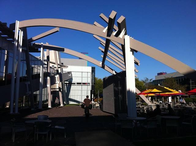 Googles-whimsical-buildings-bely-a-culture-of-intimidation-say-some-employees.jpg