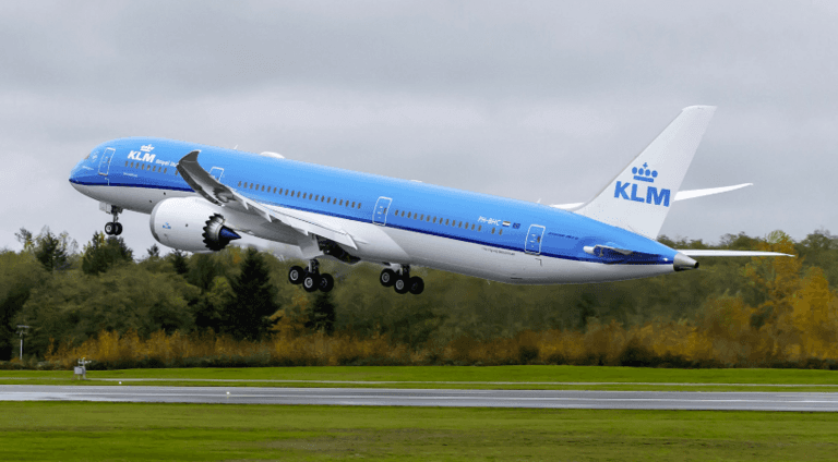 KLM-is-transitioning-more-of-its-trans-oceanic-fleet-to-the-Dreamliner.png