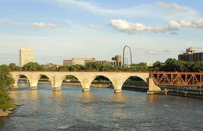 Minneapolis-clean-energy-clean-power.jpg
