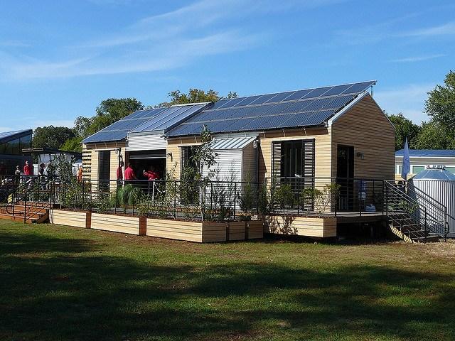Minnesota_carbon_offset_solar_F_Delventhal.jpg