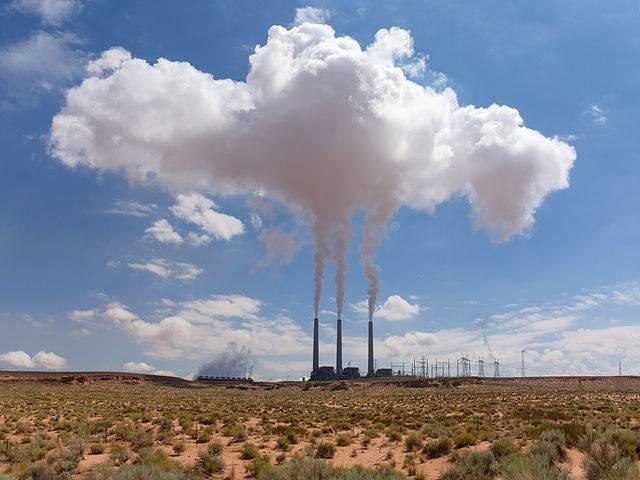 Navajo_generating_station_Page_2.jpg