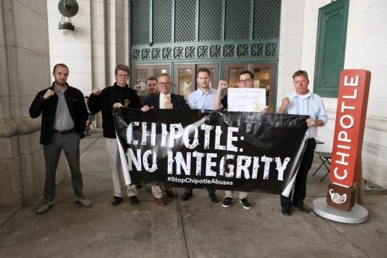 Organized-labor-wants-Chipotle-to-be-responsible-for-abuses-in-its-supply-chain.jpg