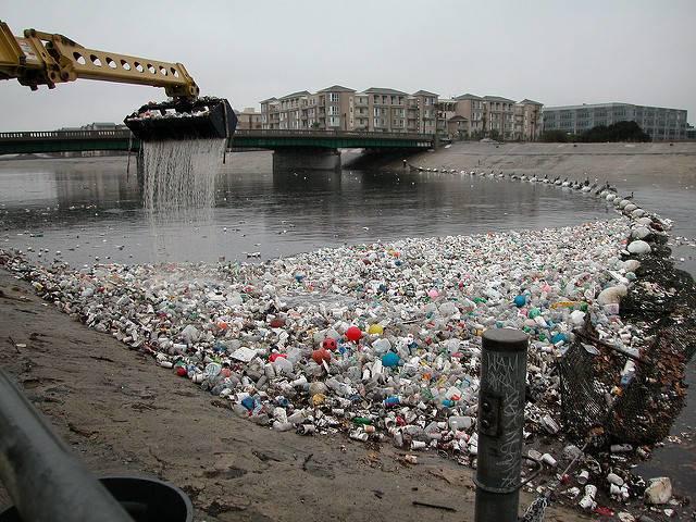 Plastic-containers-accumulating-in-the-Los-Angeles-River.jpg