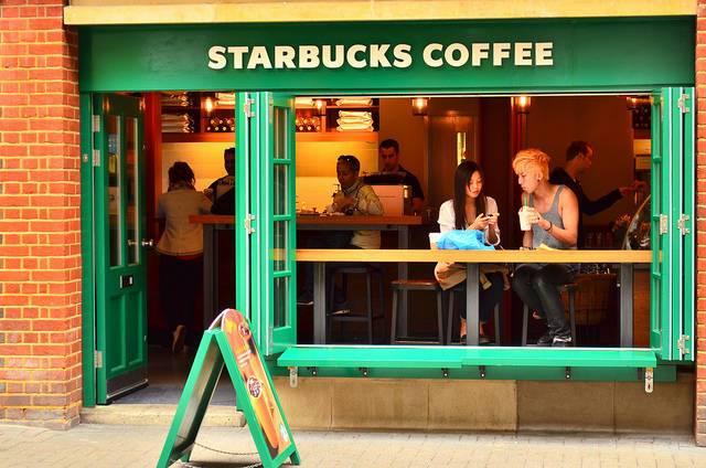 Starbucks-polarizing-yet-still-wildly-popular.jpg