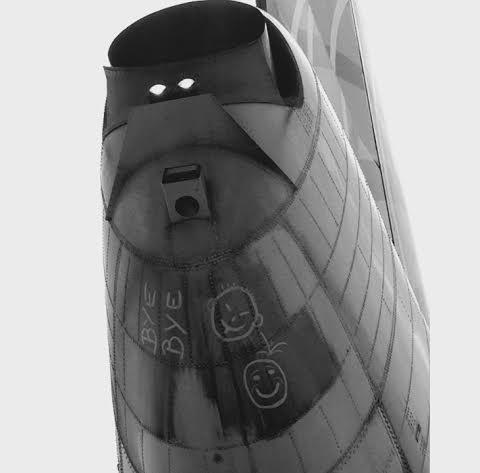 The-graffiti-that-canceled-a-flight-with-300-people-aboard.jpg