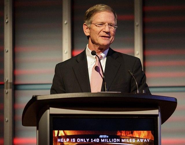 To-Lamar-Smith-NASA-should-be-about-Mars-not-science.jpg