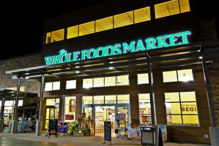 Whole-Foods-has-committed-to-as-many-as-100-new-rooftop-solar-installations.jpg