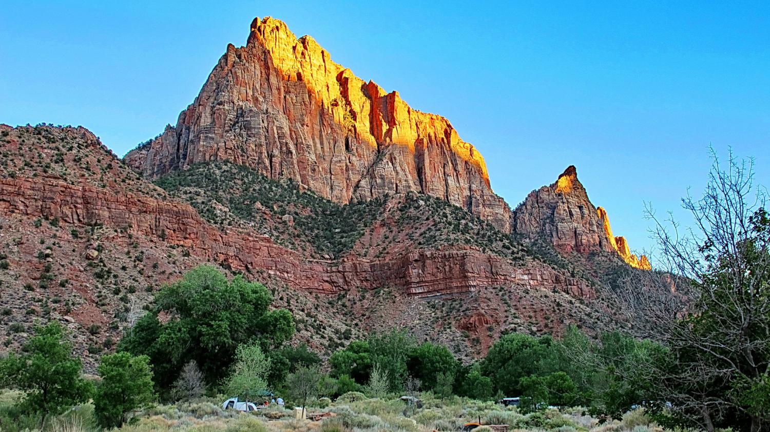Zion-National-Park-is-open-thanks-in-part-to-local-officials-in-Utah.jpg