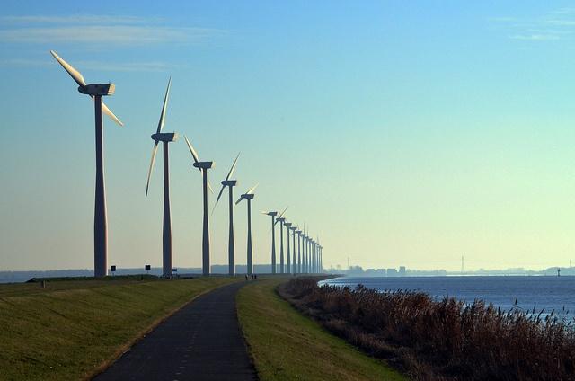 green_energy_windmills_florisOosterveld.jpg