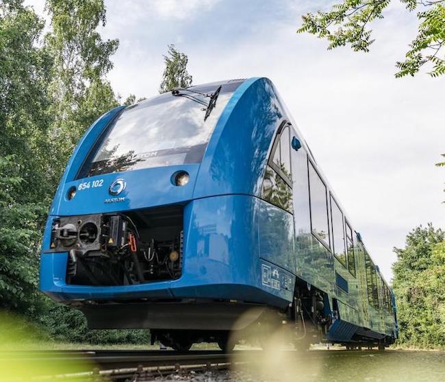 hydrogen-fuel-cell-train-car-truck-renewable.jpg