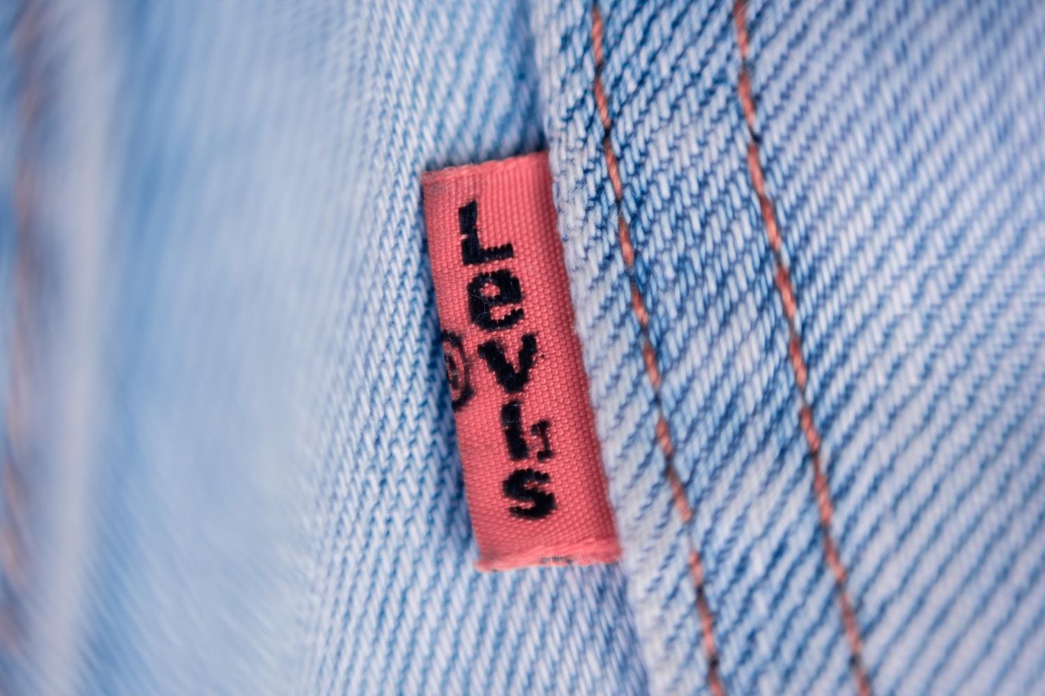 levis