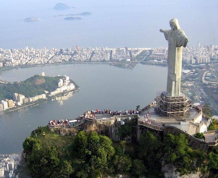 lightening_Corcovado_statue01_2005-03-14.jpg