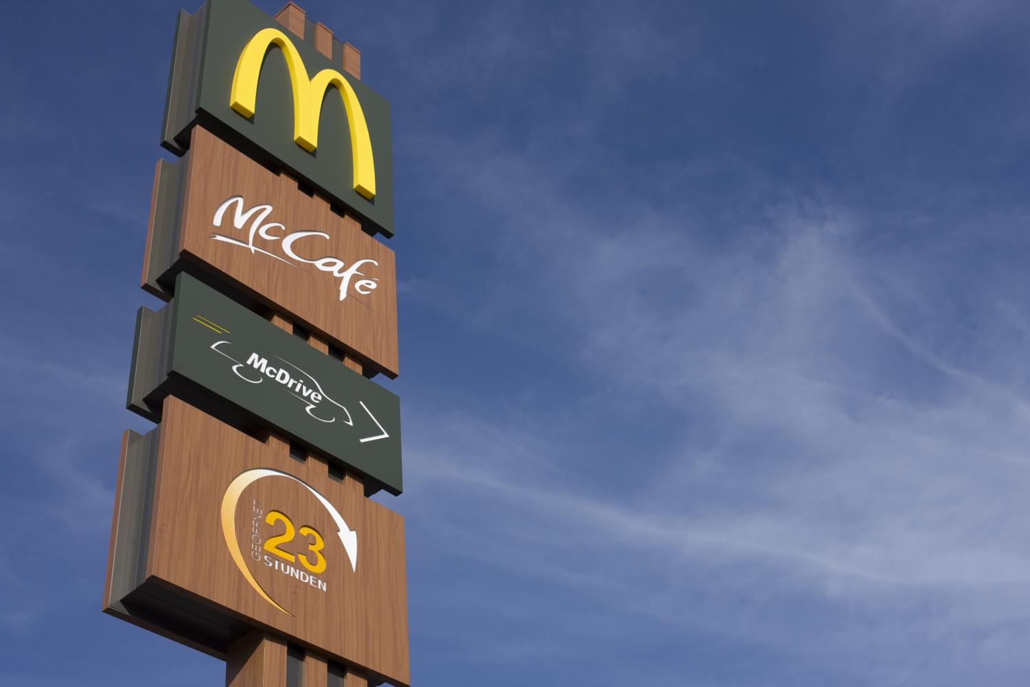 McDonald’s and AARP announced they have entered into a partnership to help the company and its thousands of franchisees get connected to what could be up to 250,000 potential employees in the 55-and-older demographic.