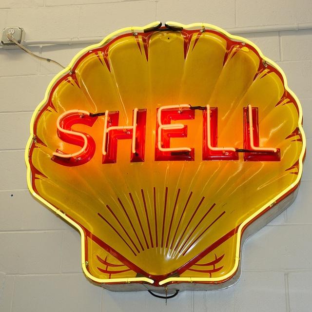 shell-oil-vintage-sign_Karen-Blaha.jpg