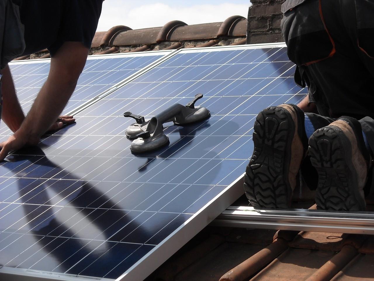 solar-panels-944002_1280-1.jpg