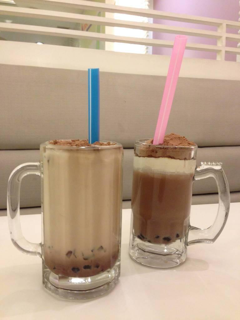 straw_bubble_tea_johnong.jpg