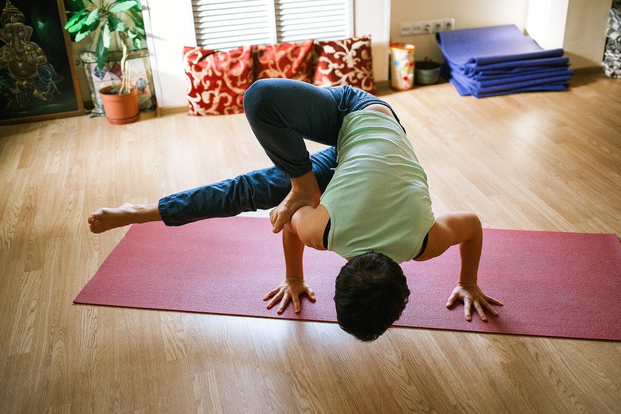 yoga-1146281_1280.jpg