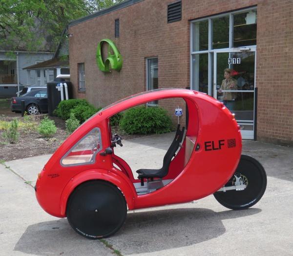 Solar Pedal Trike Fits the Niche Between Bikes and Cars