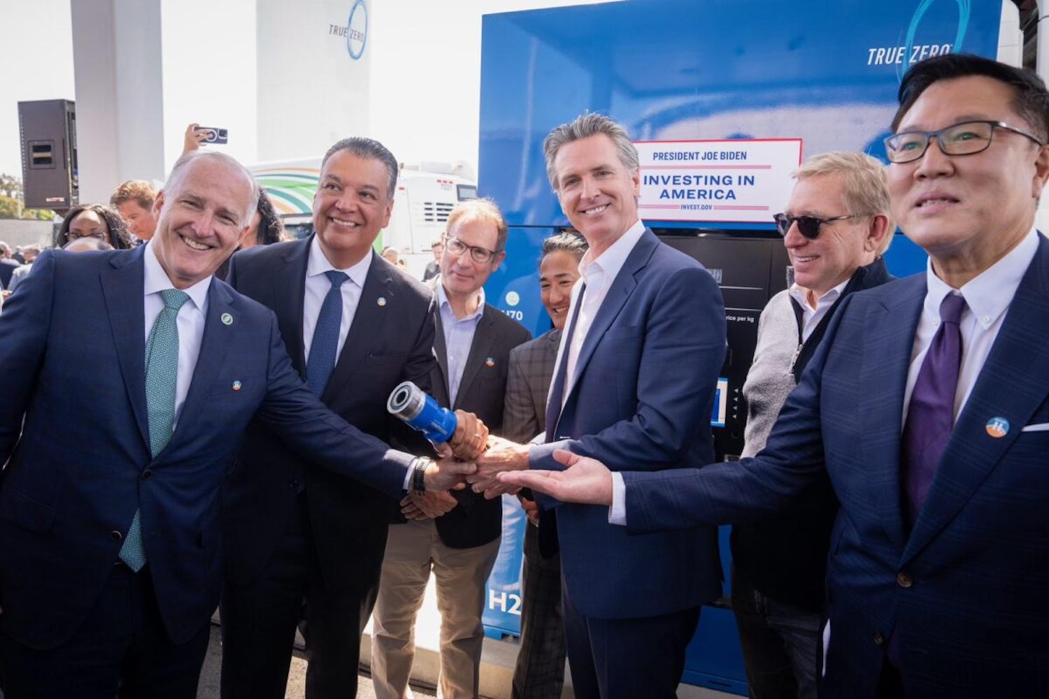 Expanding Horizons: Clean Hydrogen Initiatives in California and Texas