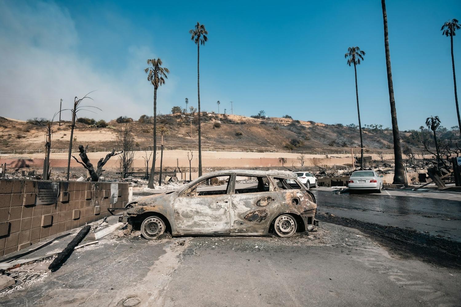 While Los Angeles Burns, Judge Says It's Illegal for Investors to Consider Climate Risk
